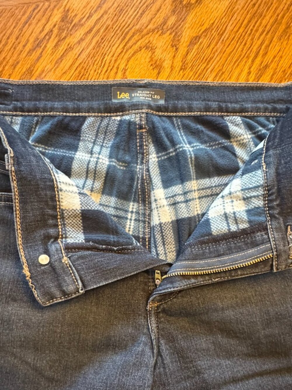 Lee Relaxed Fit Straight Leg Mid Rise Fleece Lined Jeans Dark Wash Size 10 - Picture 6 of 8